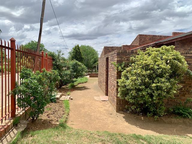 4 Bedroom Property for Sale in Thaba Nchu Free State